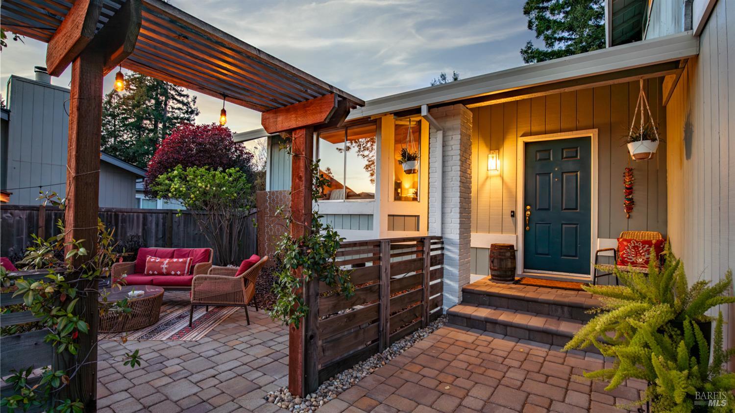Detail Gallery Image 63 of 73 For 5270 Arnica Way, Santa Rosa,  CA 95403 - 4 Beds | 2/1 Baths