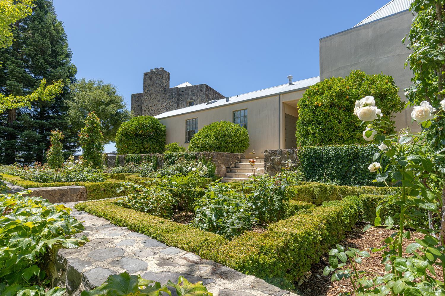 Detail Gallery Image 32 of 49 For 33 Hennessey Ridge Rd, Saint Helena,  CA 94574 - 4 Beds | 4/1 Baths