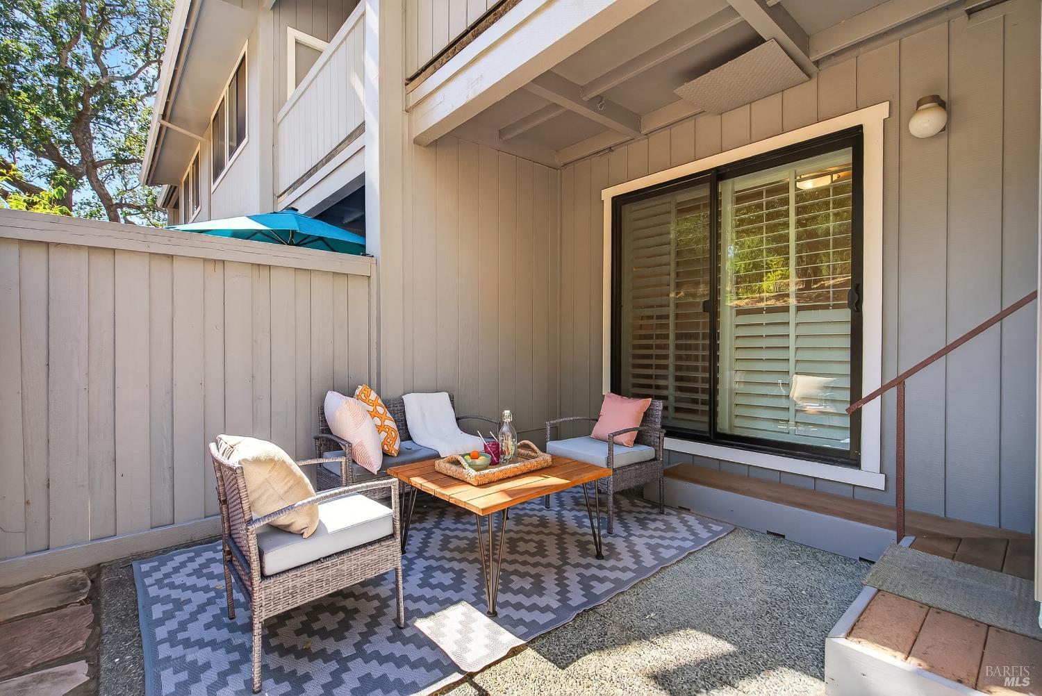 Detail Gallery Image 23 of 28 For 71 Scottsdale Way, Novato,  CA 94947 - 2 Beds | 1/1 Baths