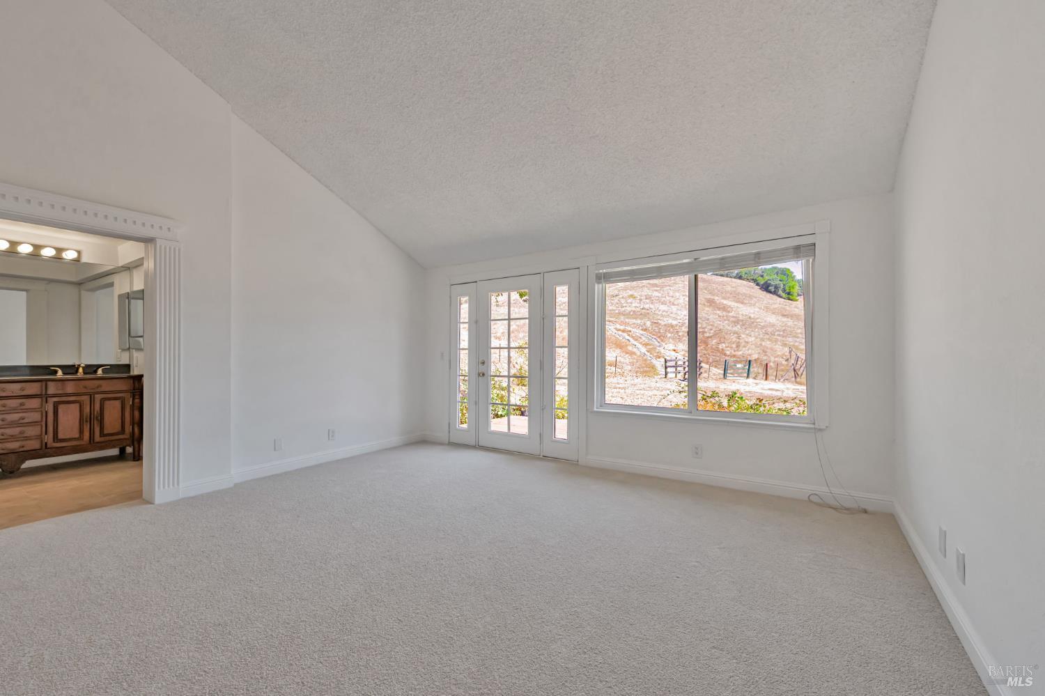 Detail Gallery Image 20 of 31 For 107 Partridge Dr, Novato,  CA 94945 - 3 Beds | 2 Baths