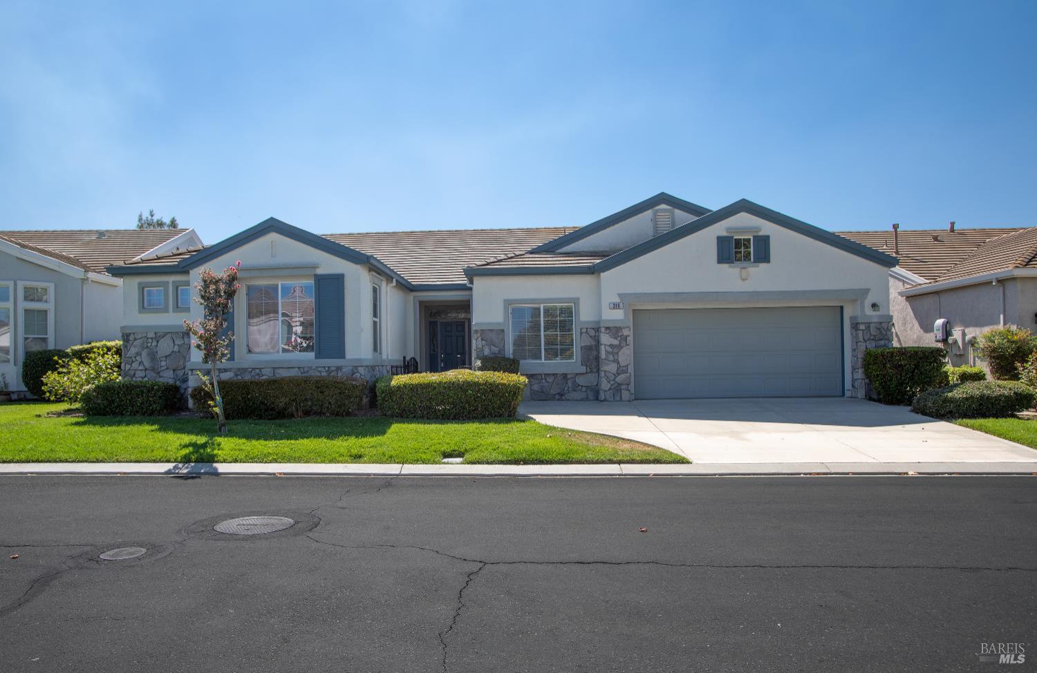 Detail Gallery Image 2 of 69 For 319 Cedar Ridge Dr, Rio Vista,  CA 94571 - 2 Beds | 2/1 Baths