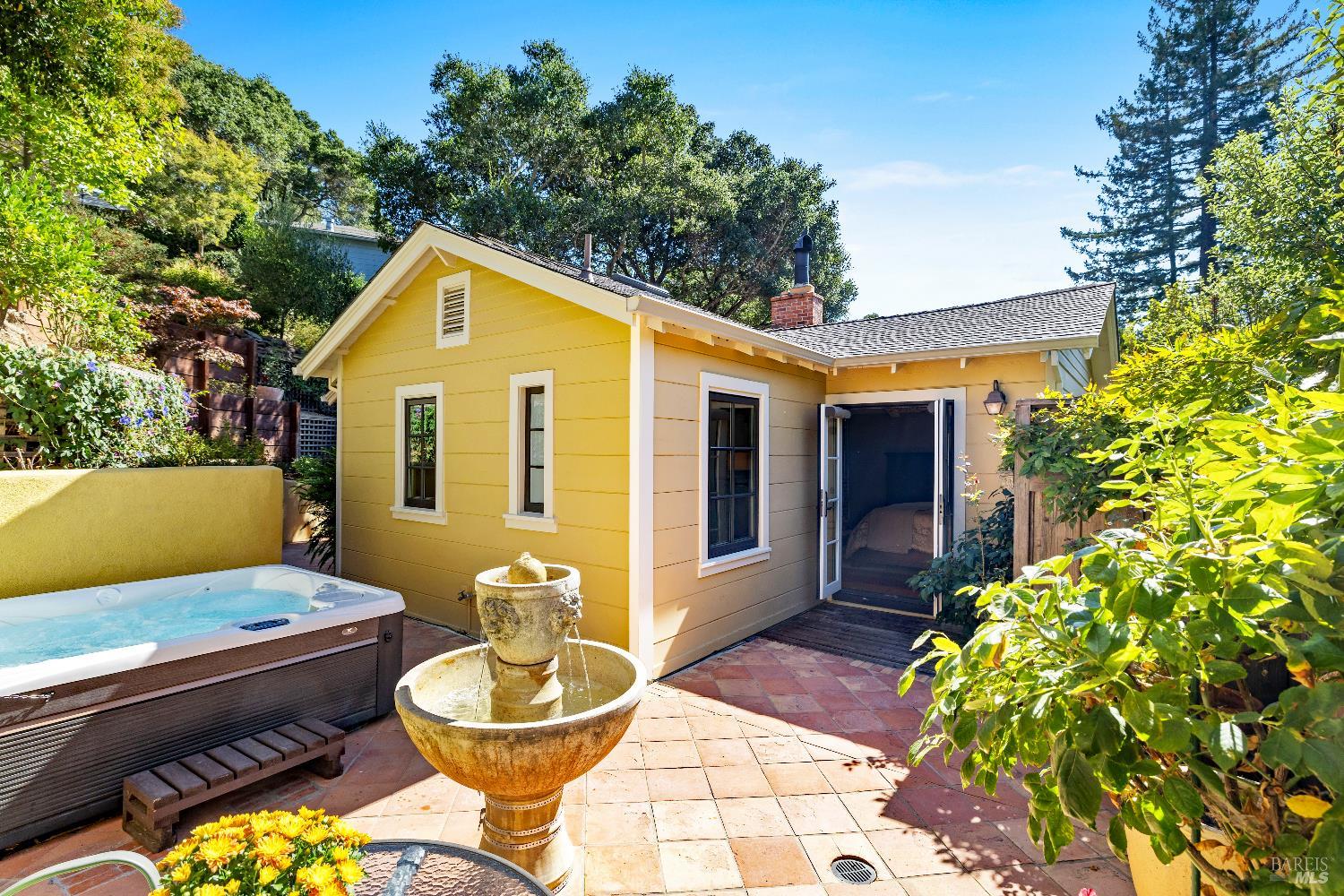 Detail Gallery Image 29 of 44 For 260 Clorinda Ave, San Rafael,  CA 94901 - 4 Beds | 3 Baths