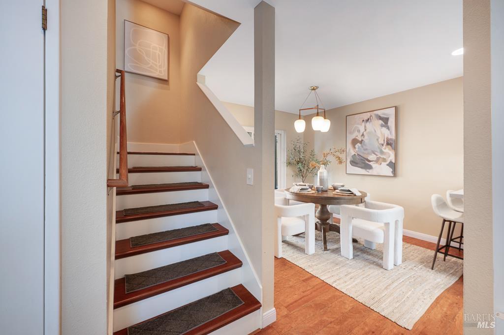 Detail Gallery Image 11 of 31 For 8148 Bodega Ave, Sebastopol,  CA 95472 - 3 Beds | 1/1 Baths
