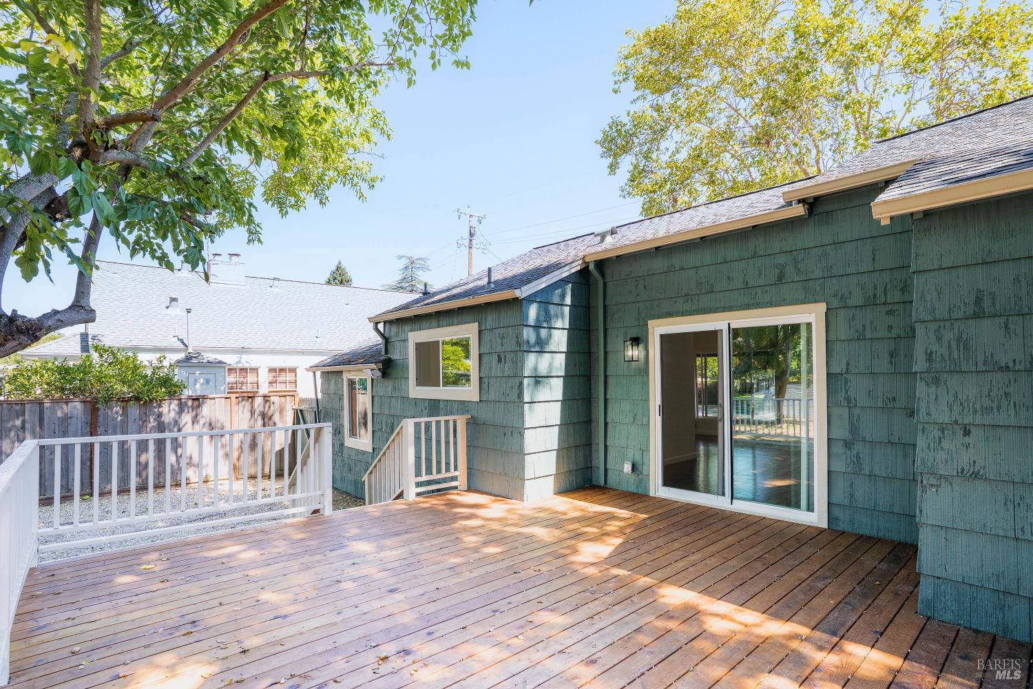 Detail Gallery Image 21 of 35 For 413 S Jefferson St, Napa,  CA 94559 - 2 Beds | 1 Baths