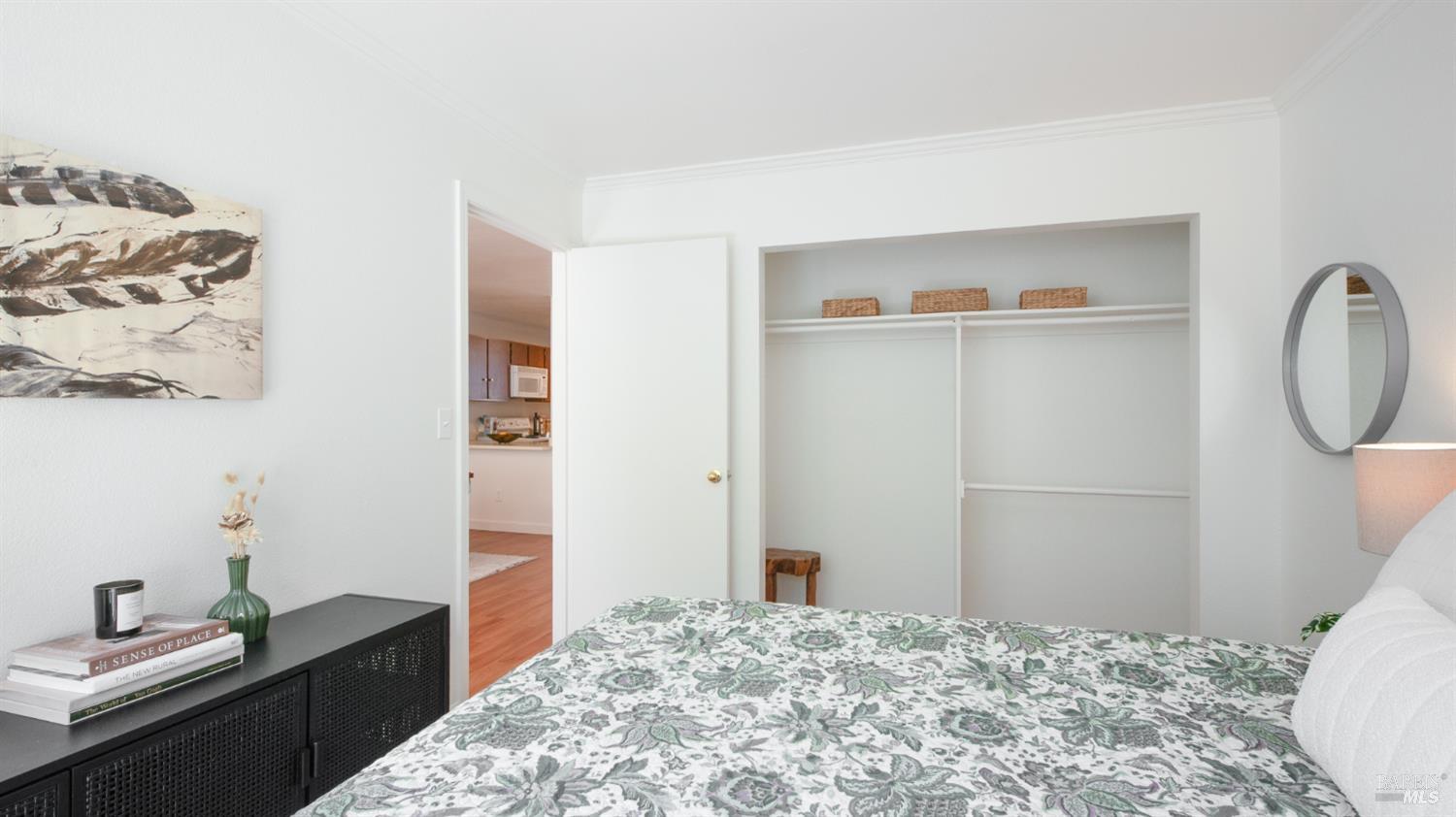 Detail Gallery Image 18 of 36 For 4 Bridle Path Ln, Novato,  CA 94945 - 2 Beds | 1 Baths