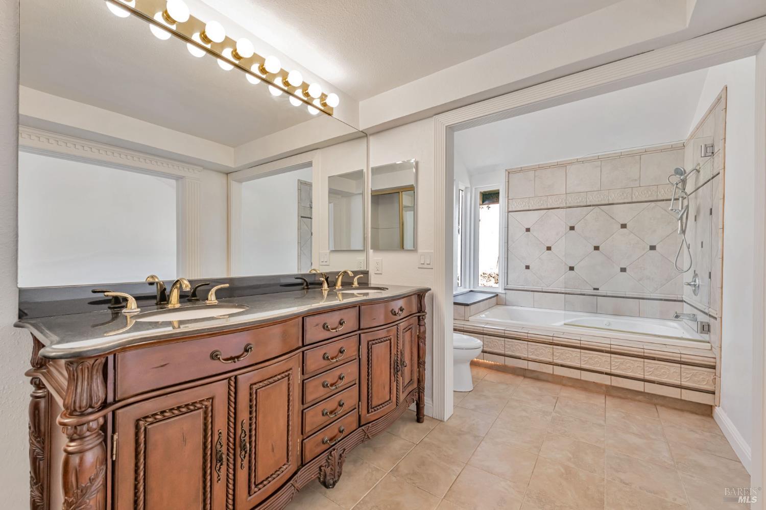 Detail Gallery Image 24 of 31 For 107 Partridge Dr, Novato,  CA 94945 - 3 Beds | 2 Baths