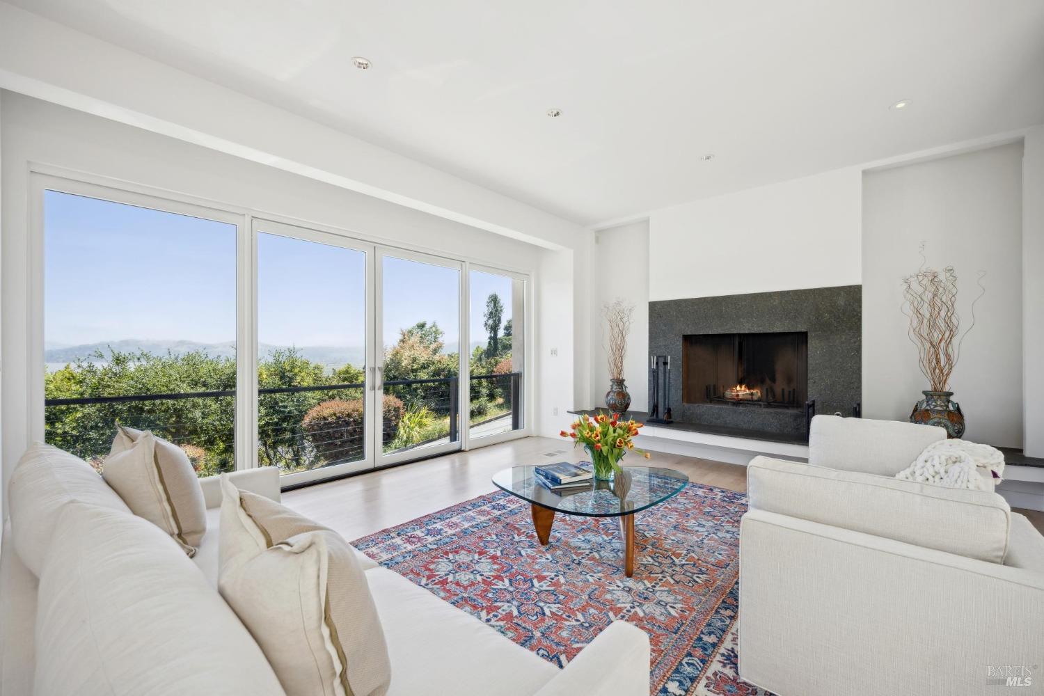 Detail Gallery Image 6 of 43 For 325 via La Cumbre Unkn, Greenbrae,  CA 94904 - 3 Beds | 3/1 Baths