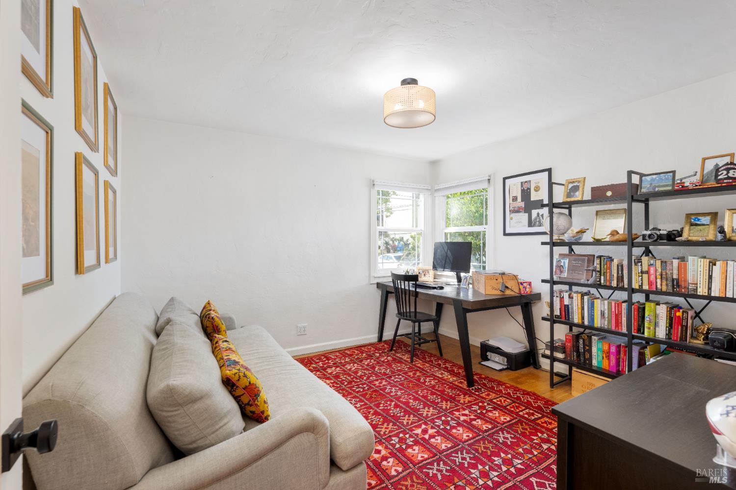 Detail Gallery Image 8 of 43 For 337 Bettencourt St, Sonoma,  CA 95476 - 3 Beds | 2 Baths