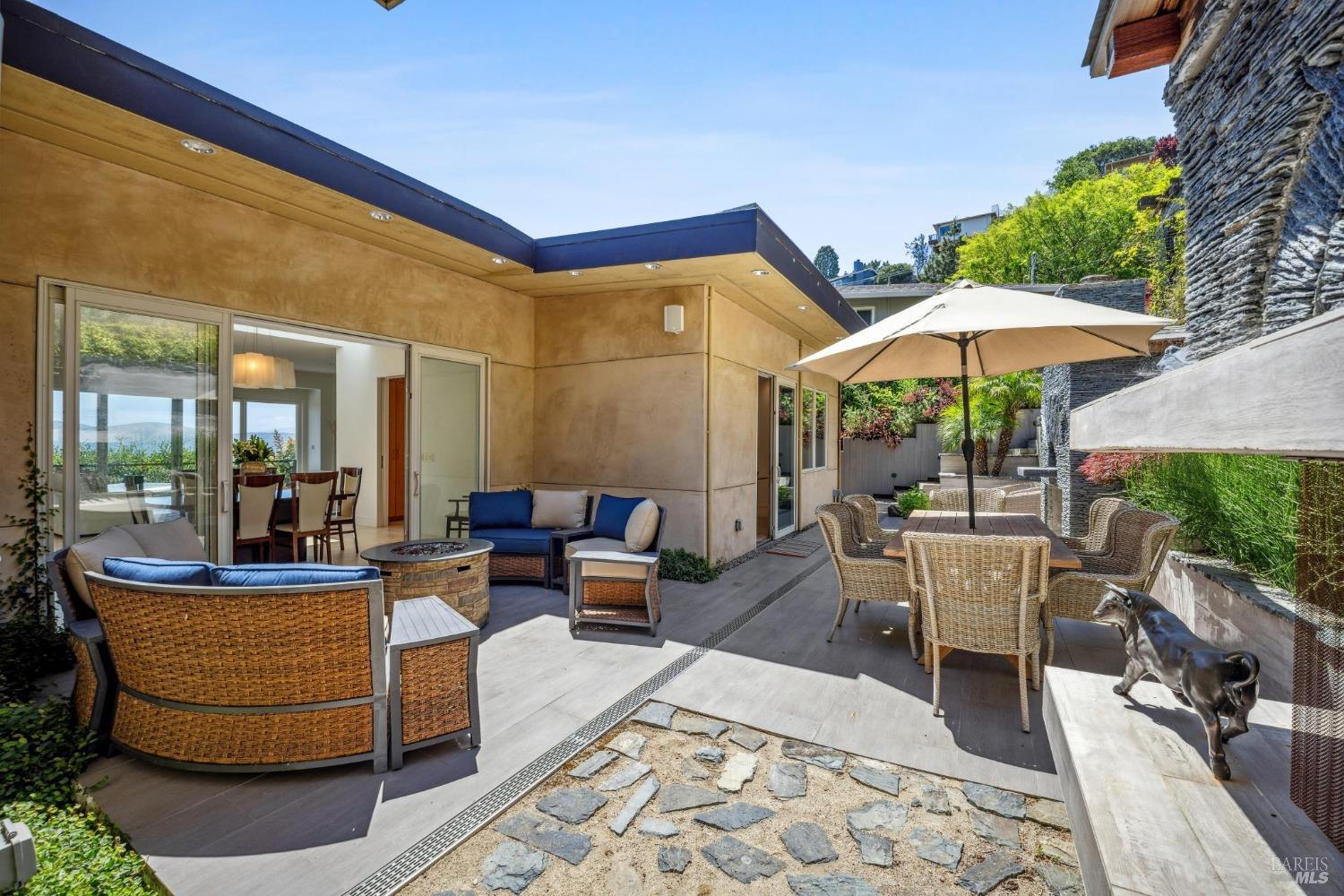 Detail Gallery Image 33 of 43 For 325 via La Cumbre Unkn, Greenbrae,  CA 94904 - 3 Beds | 3/1 Baths
