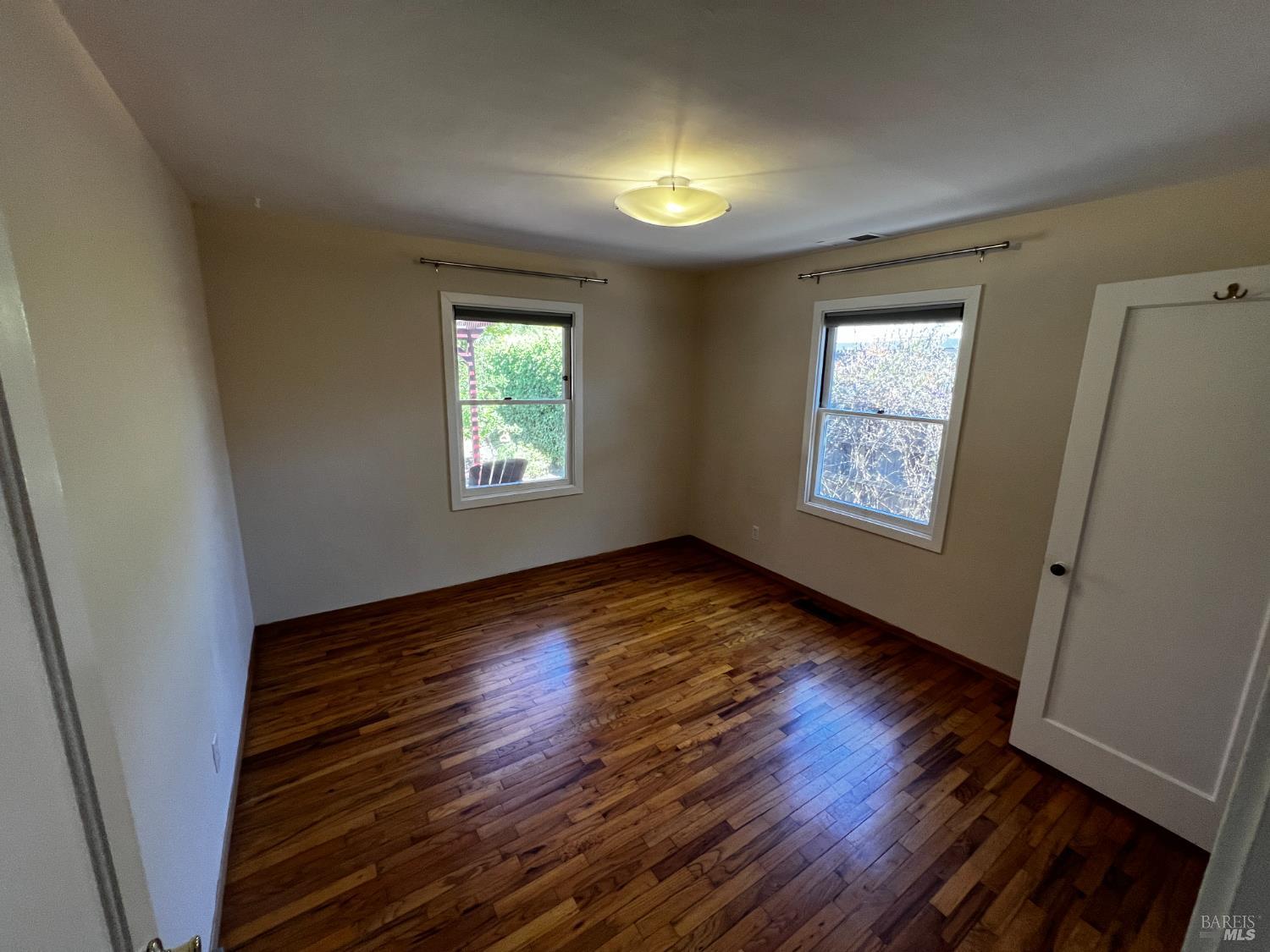 Detail Gallery Image 7 of 16 For 859 Colorado Ave, Palo Alto,  CA 94303 - 2 Beds | 1 Baths