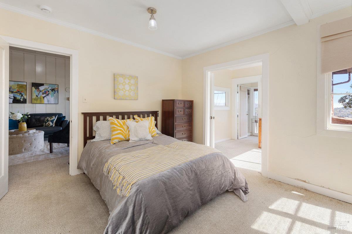 Detail Gallery Image 22 of 73 For 445 Scenic Ave, San Anselmo,  CA 94960 - 2 Beds | 2 Baths