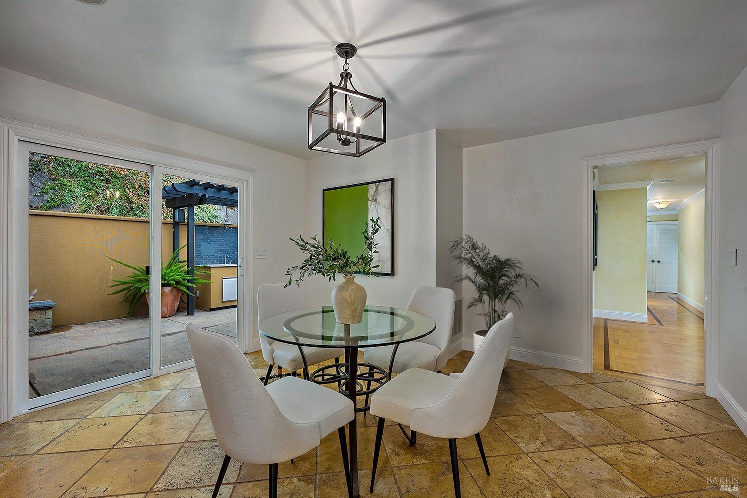 Detail Gallery Image 21 of 55 For 444 the Alameda Unkn, San Anselmo,  CA 94960 - 5 Beds | 2/1 Baths