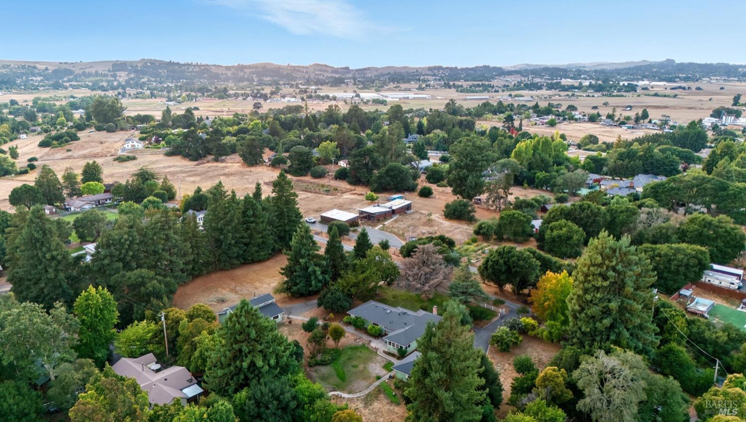 Detail Gallery Image 57 of 60 For 4047 Petaluma Blvd, Petaluma,  CA 94952 - 3 Beds | 2 Baths