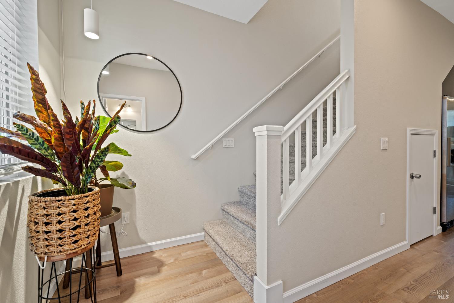 Detail Gallery Image 12 of 28 For 444 Pueblo Bonito Pl, Santa Rosa,  CA 95407 - 3 Beds | 2/1 Baths
