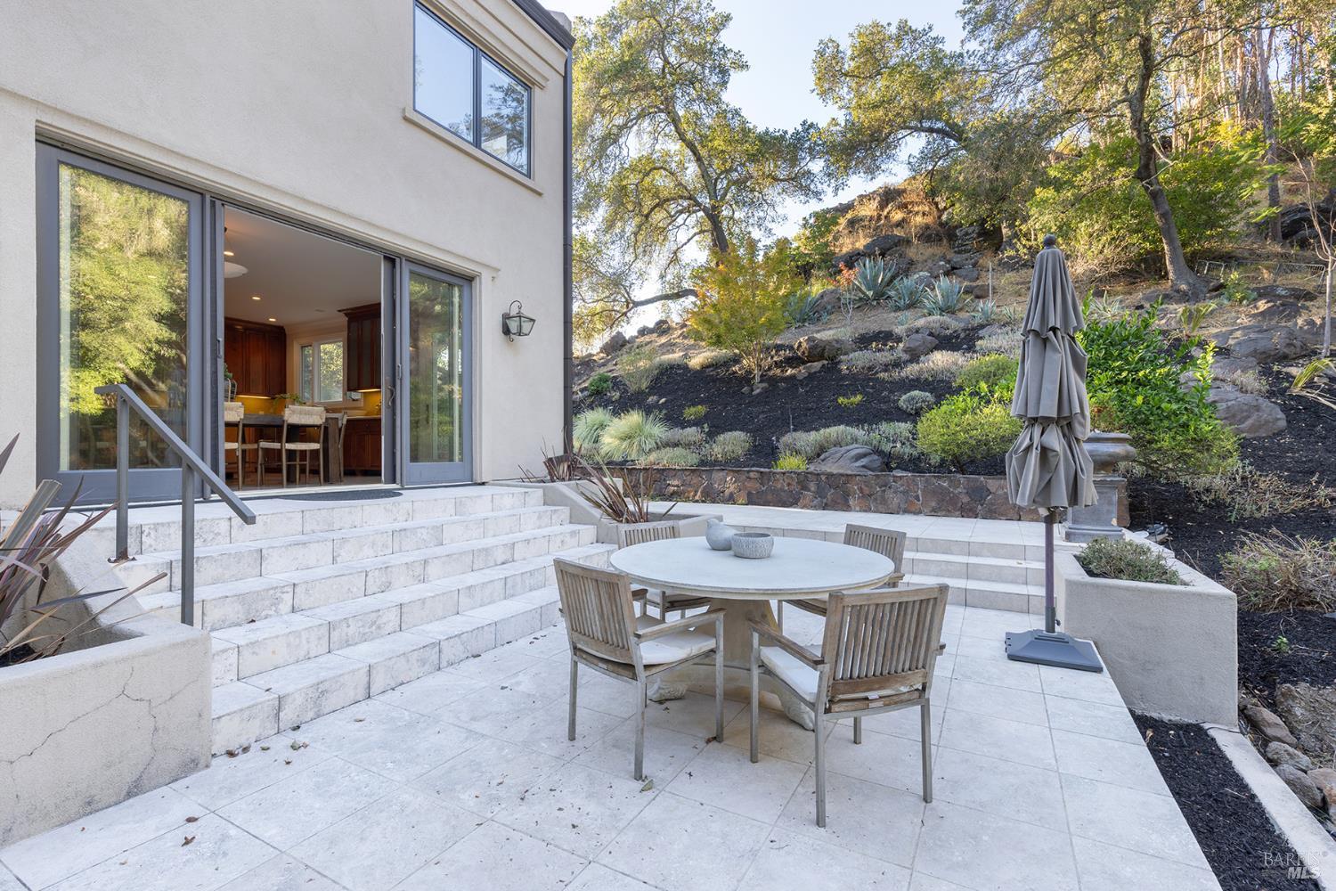 Detail Gallery Image 39 of 72 For 145 Canyon Ct, Napa,  CA 94558 - 5 Beds | 4/1 Baths