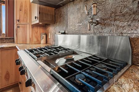 Detail Gallery Image 12 of 72 For 2894 Silverado St, Clearlake,  CA 95424 - 3 Beds | 2/1 Baths
