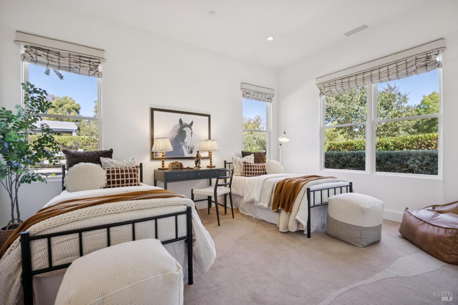 Detail Gallery Image 41 of 96 For 20685 5th St, Sonoma,  CA 95476 - 3 Beds | 3/1 Baths
