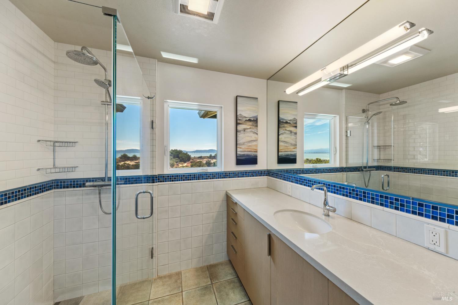 Detail Gallery Image 37 of 56 For 126 San Marino Dr, San Rafael,  CA 94901 - 5 Beds | 3/1 Baths