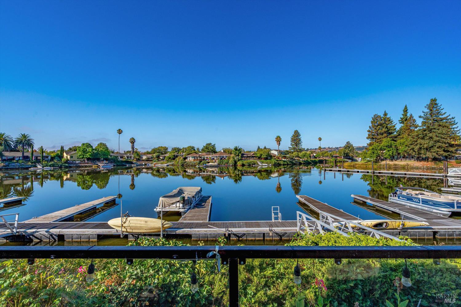 Detail Gallery Image 39 of 58 For 925 Marina Dr, Napa,  CA 94559 - 3 Beds | 2/1 Baths