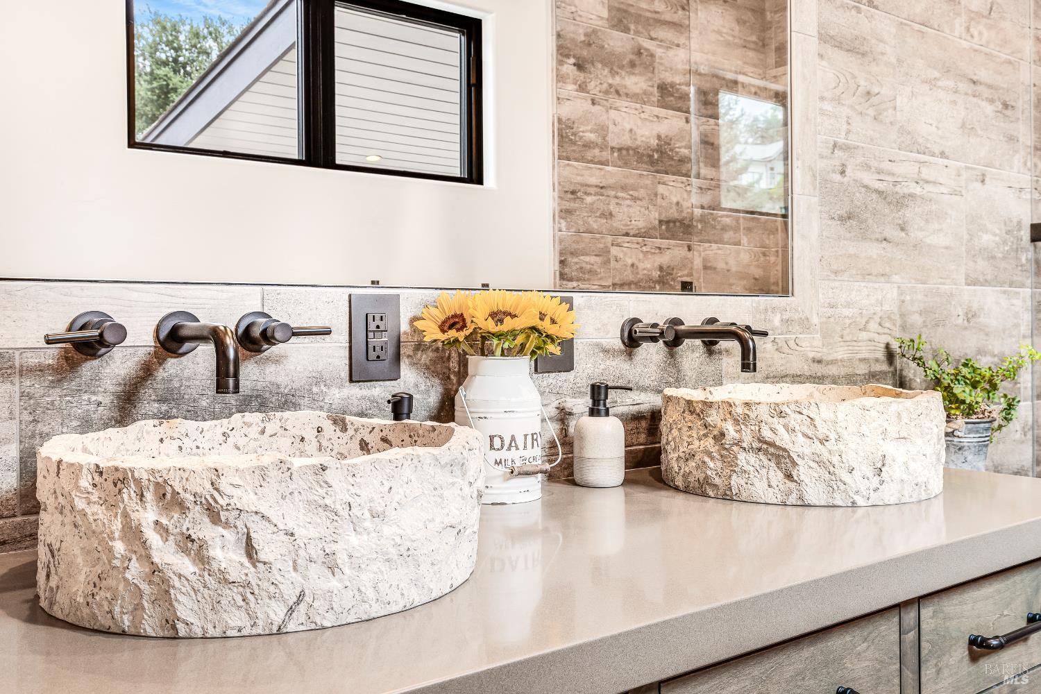 Detail Gallery Image 23 of 63 For 2800 Bardy Rd, Santa Rosa,  CA 95404 - 4 Beds | 4 Baths