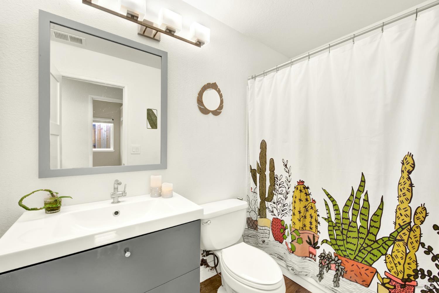Detail Gallery Image 28 of 48 For 376 Bishop Dr, Vacaville,  CA 95687 - 3 Beds | 2 Baths