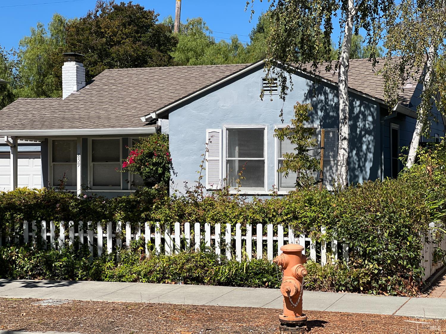 Detail Gallery Image 1 of 16 For 859 Colorado Ave, Palo Alto,  CA 94303 - 2 Beds | 1 Baths