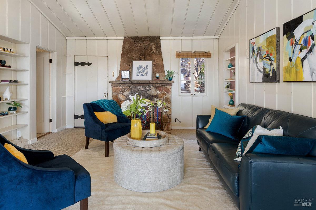Detail Gallery Image 6 of 73 For 445 Scenic Ave, San Anselmo,  CA 94960 - 2 Beds | 2 Baths