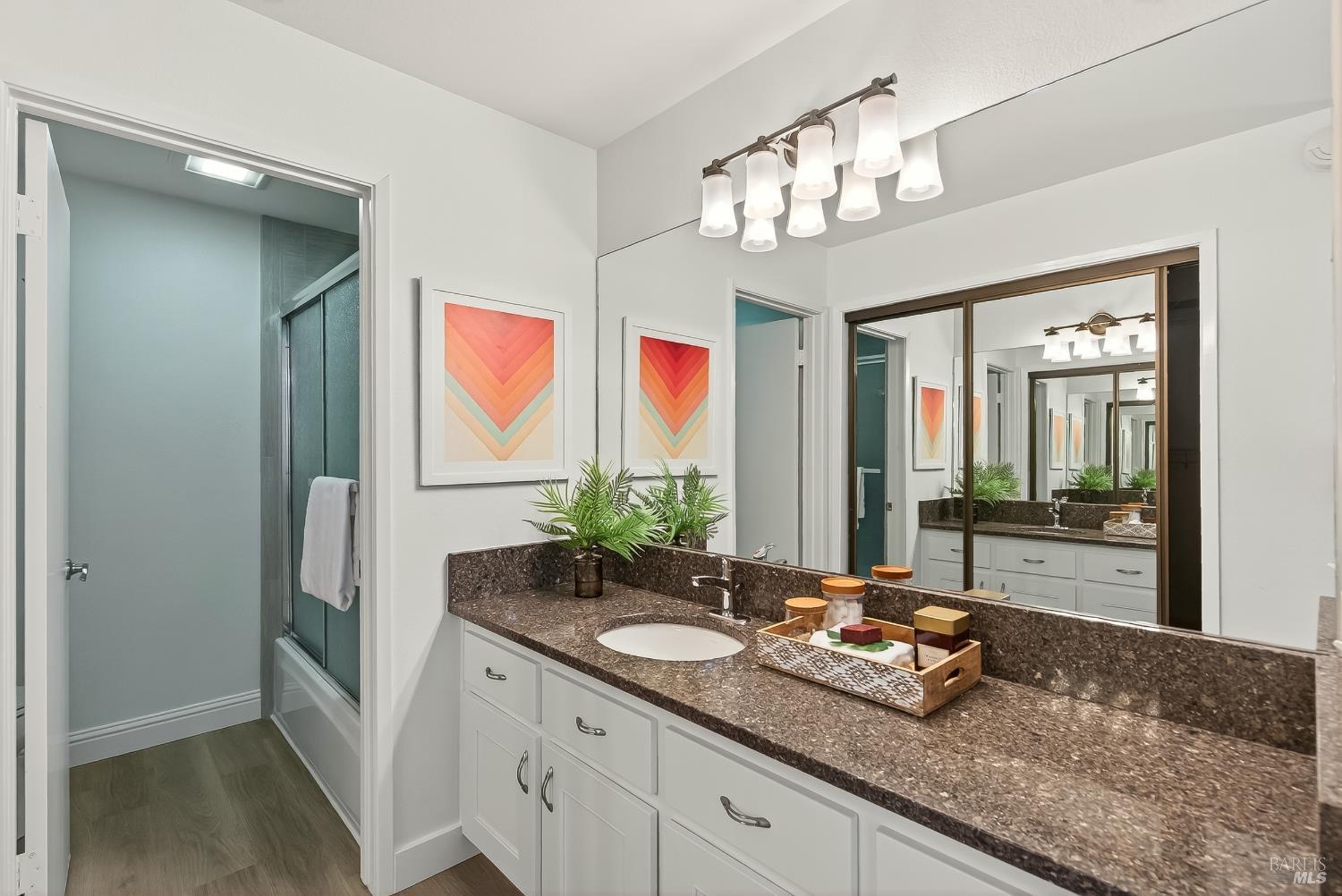 Detail Gallery Image 19 of 28 For 71 Scottsdale Way, Novato,  CA 94947 - 2 Beds | 1/1 Baths
