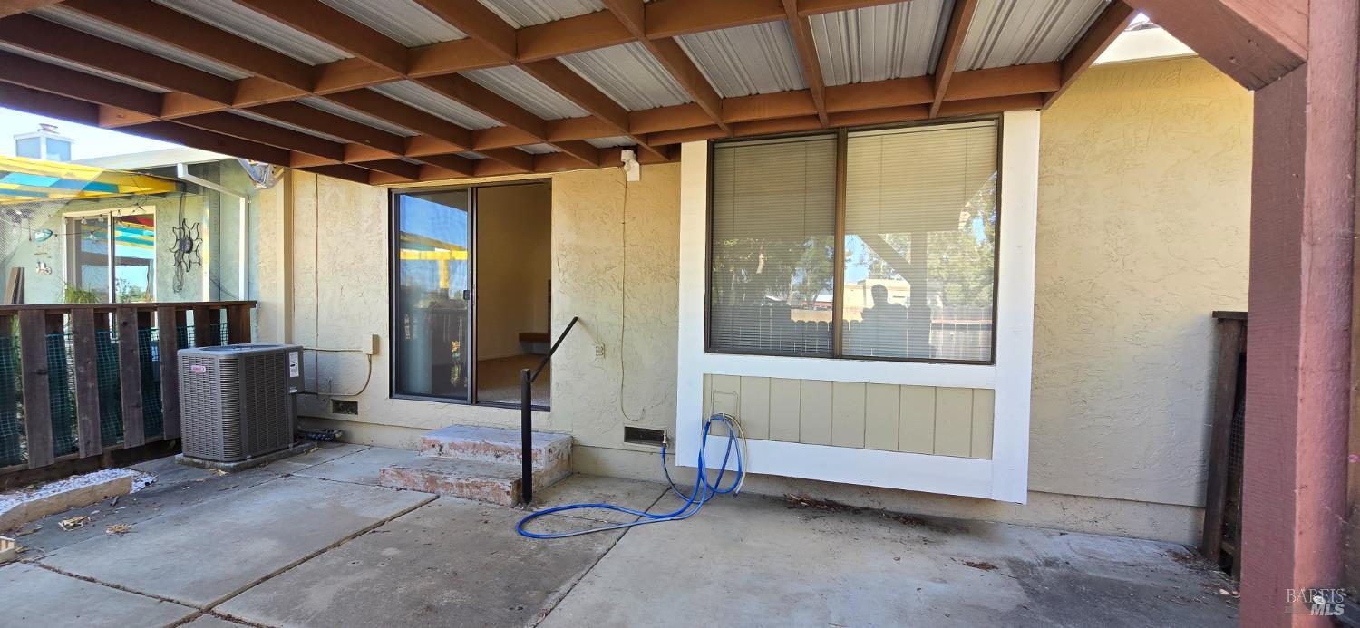 Detail Gallery Image 12 of 13 For 232 Grand Canyon Dr, Vacaville,  CA 95687 - 2 Beds | 2 Baths