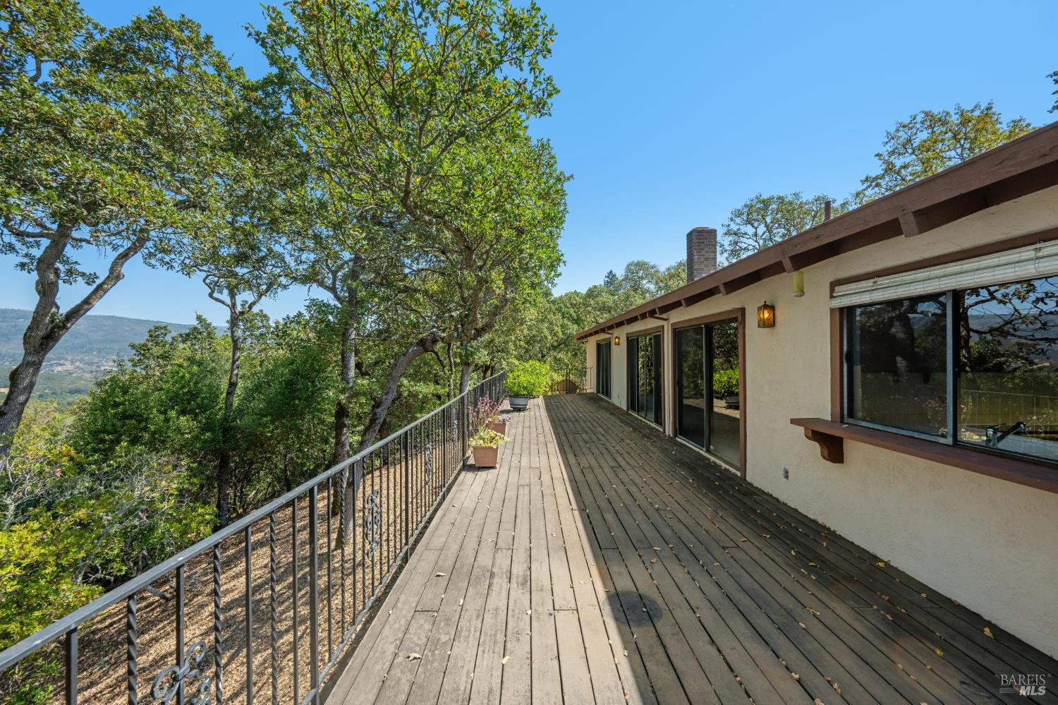 Detail Gallery Image 27 of 33 For 2175 London Ranch Rd, Glen Ellen,  CA 95442 - 2 Beds | 2 Baths