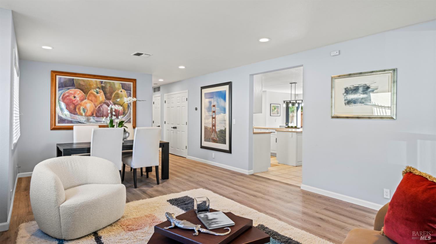 Detail Gallery Image 7 of 75 For 1308 Amador St, Vallejo,  CA 94590 - 3 Beds | 2 Baths