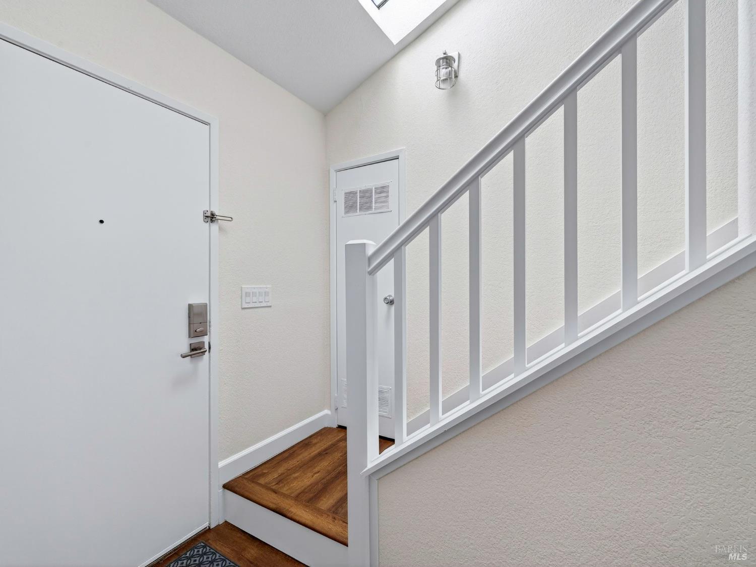 Detail Gallery Image 28 of 42 For 2301 Woodlake Dr, Santa Rosa,  CA 95405 - 2 Beds | 2 Baths