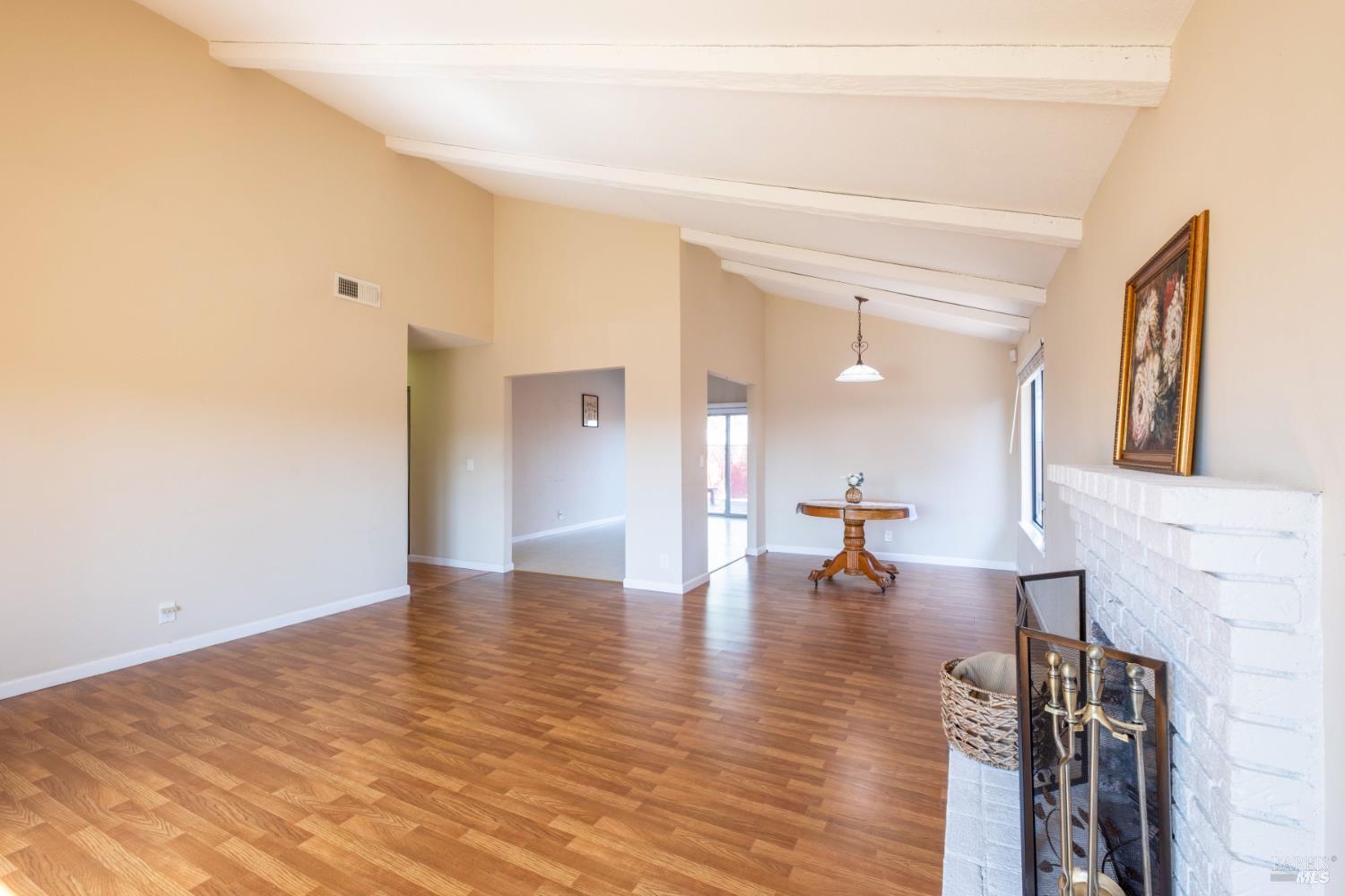 Detail Gallery Image 6 of 29 For 1634 Severus Dr, Vallejo,  CA 94589 - 4 Beds | 2 Baths