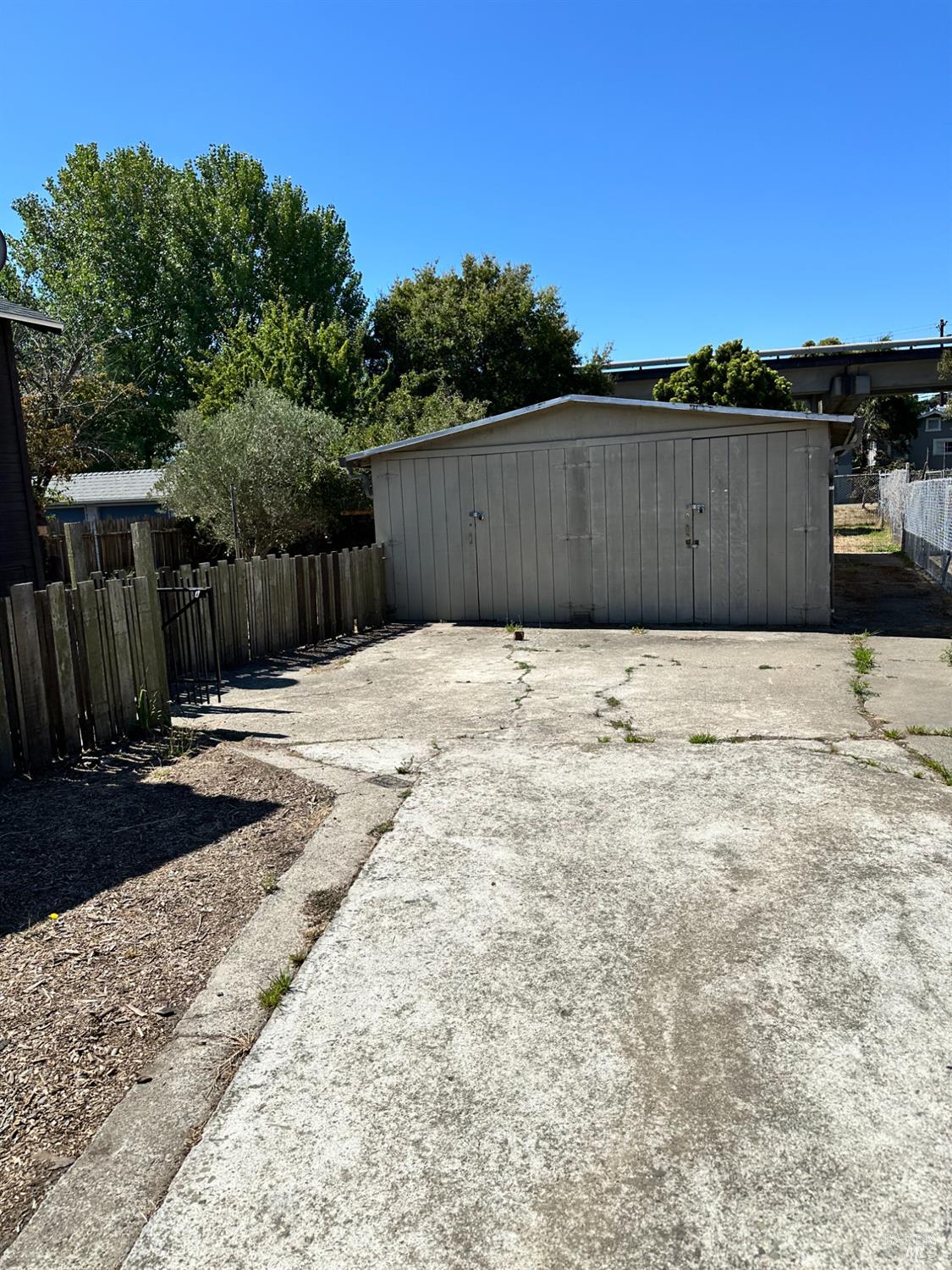 Detail Gallery Image 2 of 4 For 625 Elm St, El Cerrito,  CA 94530 - 2 Beds | 1 Baths