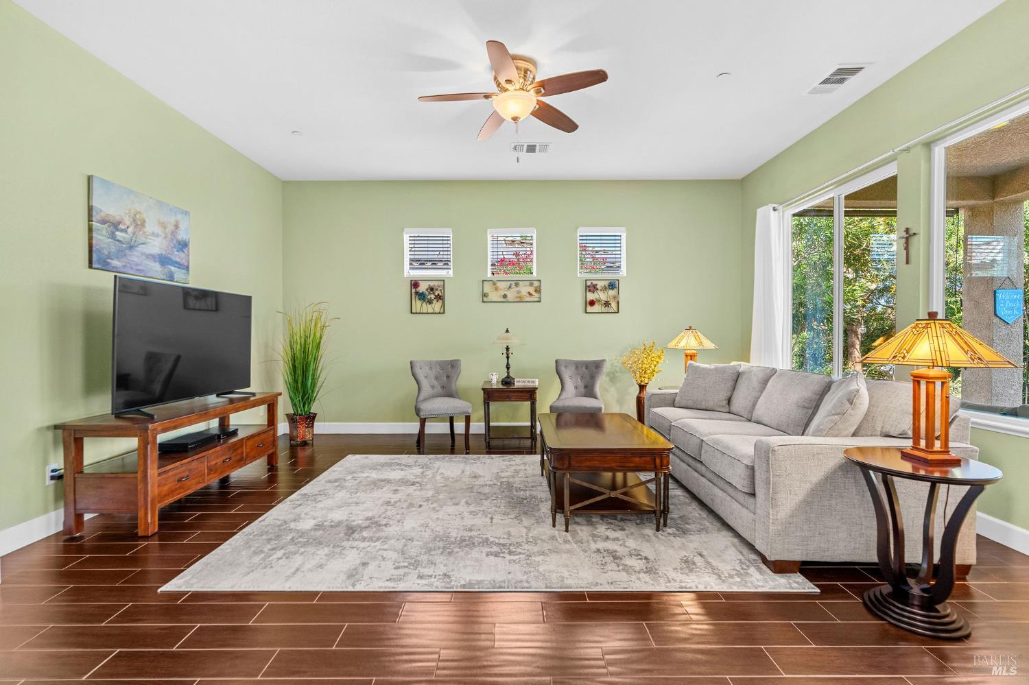 Detail Gallery Image 8 of 72 For 320 Birch Ridge Dr, Rio Vista,  CA 94571 - 2 Beds | 2/1 Baths