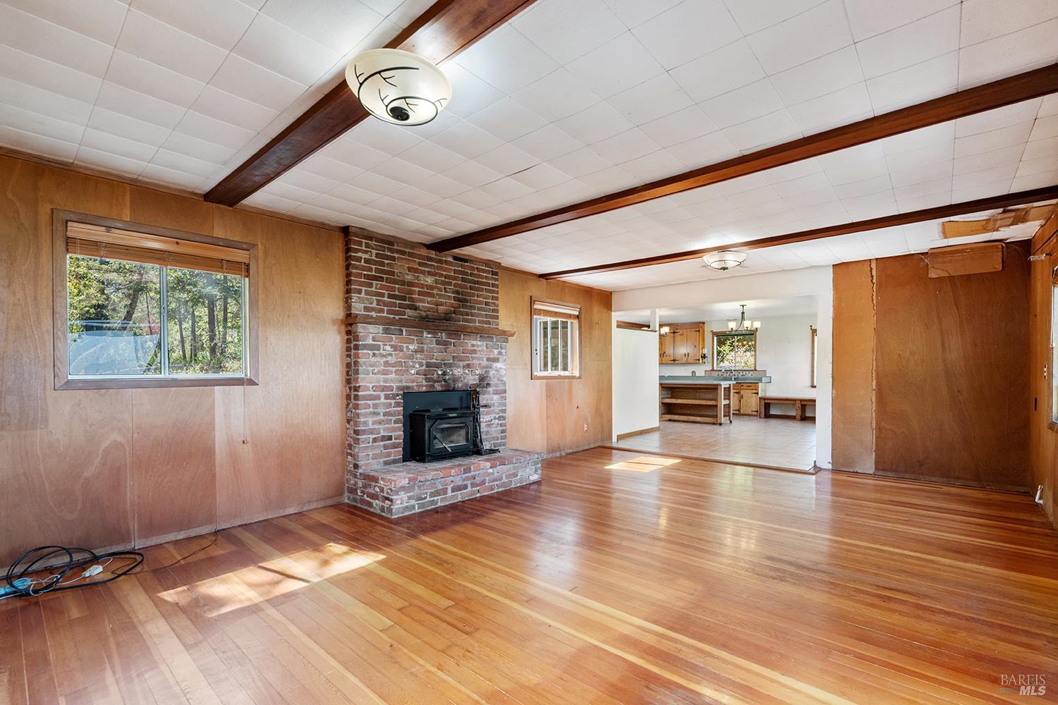 Detail Gallery Image 14 of 79 For 12936 Bones Ln, Sebastopol,  CA 95472 - 3 Beds | 2 Baths
