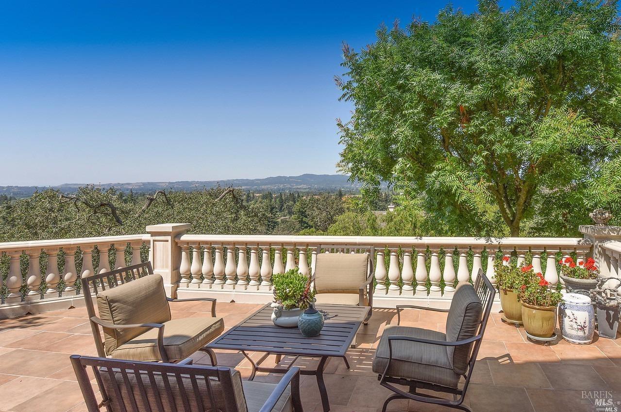 Detail Gallery Image 7 of 44 For 1166 Castle Oaks Dr, Napa,  CA 94558 - – Beds | – Baths
