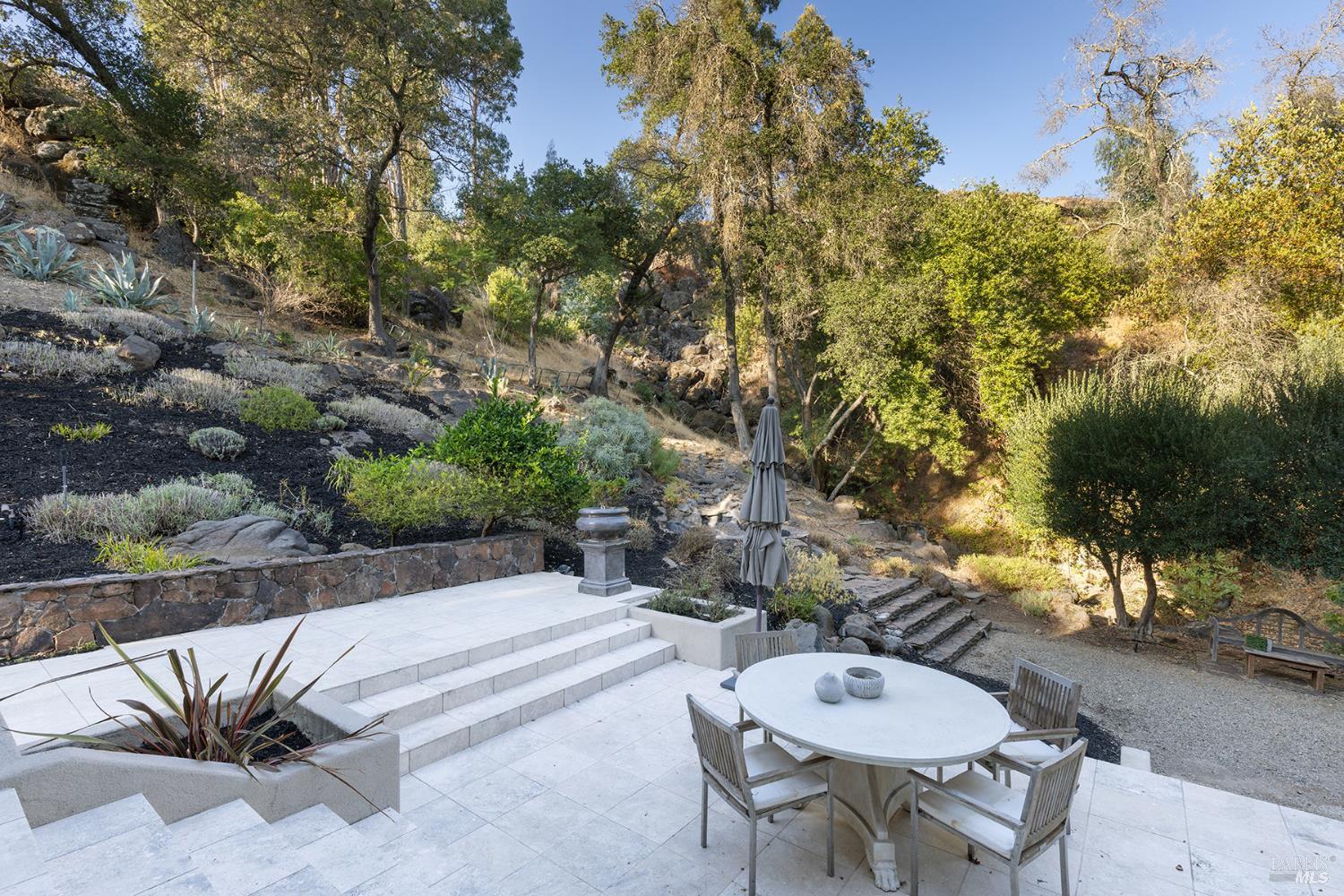 Detail Gallery Image 41 of 72 For 145 Canyon Ct, Napa,  CA 94558 - 5 Beds | 4/1 Baths