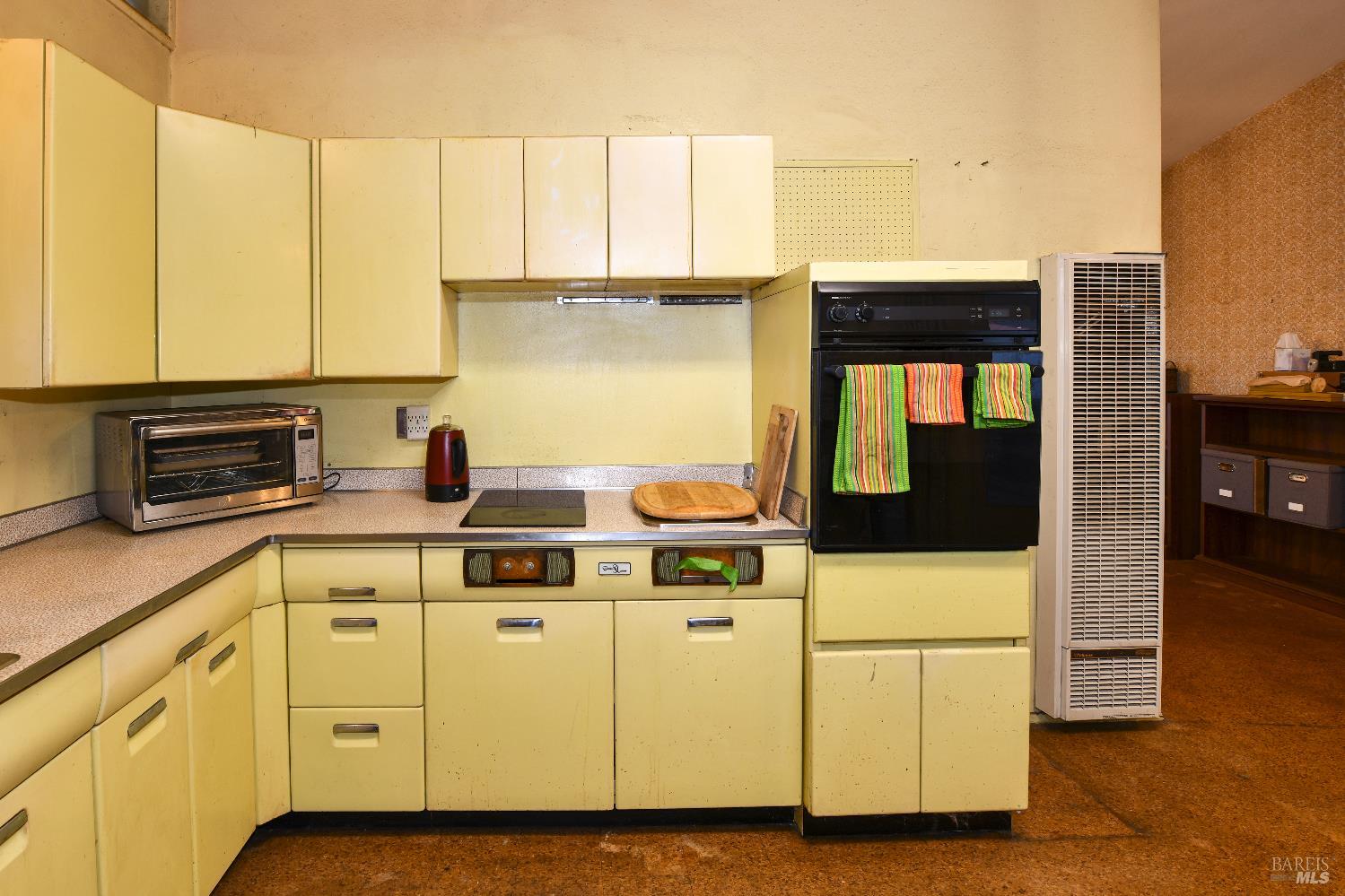 Detail Gallery Image 8 of 27 For 3520 Beckworth Dr, Napa,  CA 94558 - 3 Beds | 2 Baths