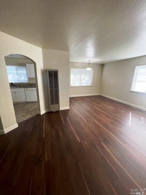 Detail Gallery Image 2 of 14 For 507 E Travis Blvd, Fairfield,  CA 94533 - 3 Beds | 1 Baths