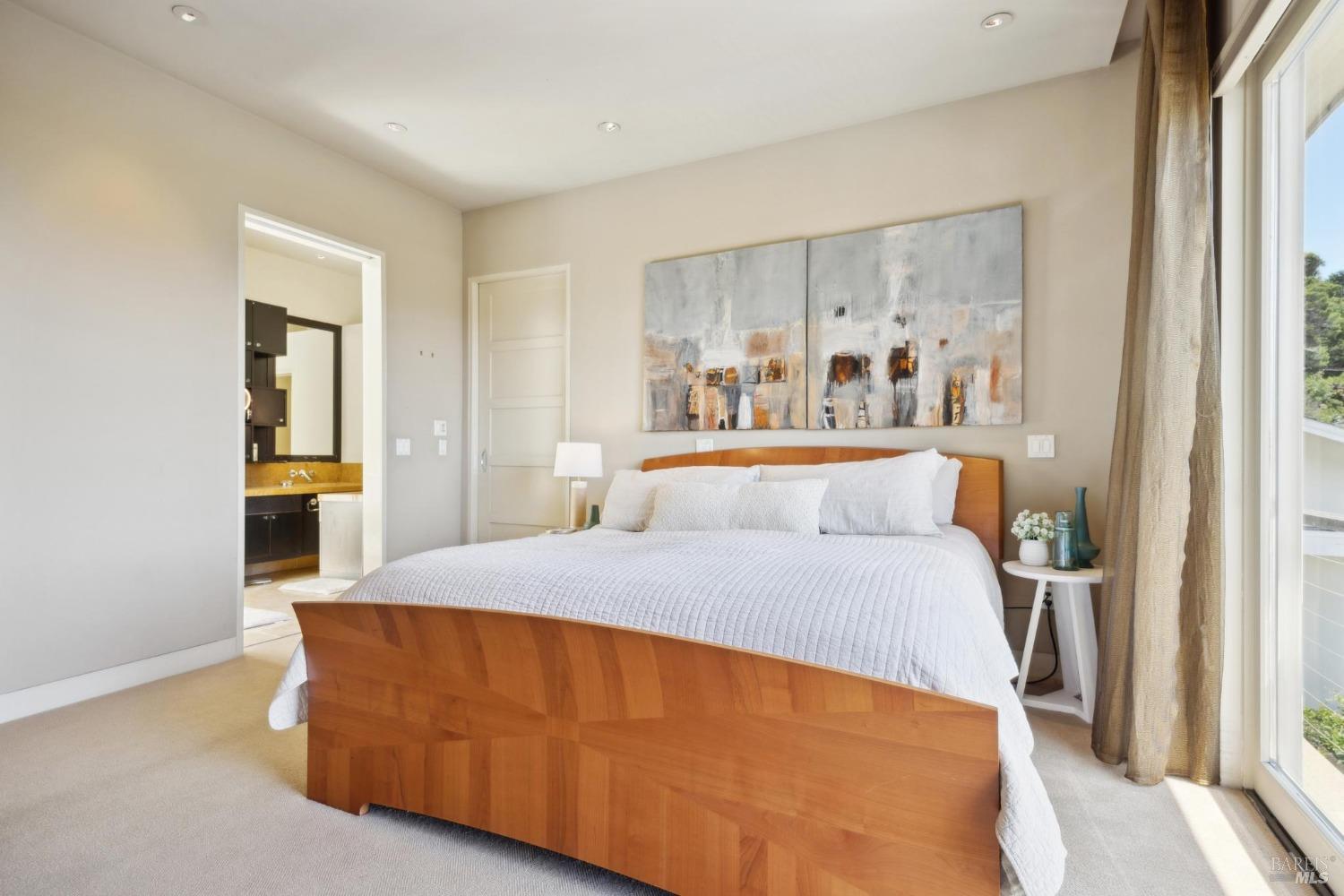 Detail Gallery Image 14 of 43 For 325 via La Cumbre Unkn, Greenbrae,  CA 94904 - 3 Beds | 3/1 Baths