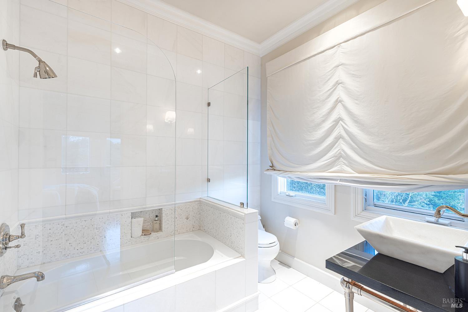 Detail Gallery Image 59 of 72 For 145 Canyon Ct, Napa,  CA 94558 - 5 Beds | 4/1 Baths
