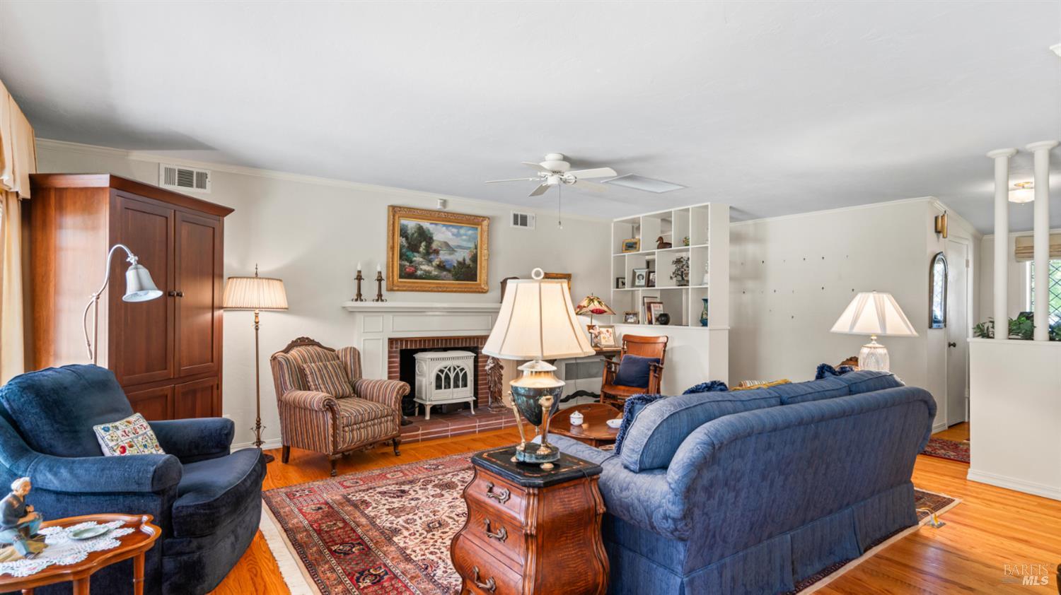 Detail Gallery Image 11 of 63 For 1036 Washington St, Fairfield,  CA 94533 - 3 Beds | 2 Baths