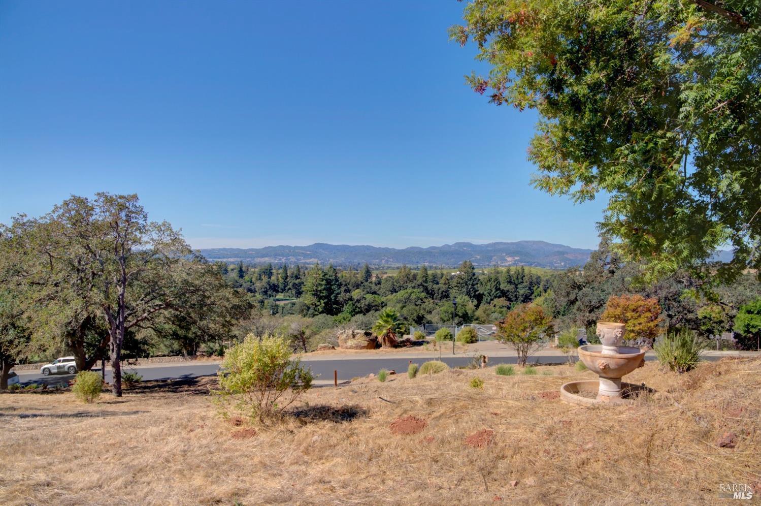 Detail Gallery Image 25 of 44 For 1166 Castle Oaks Dr, Napa,  CA 94558 - – Beds | – Baths