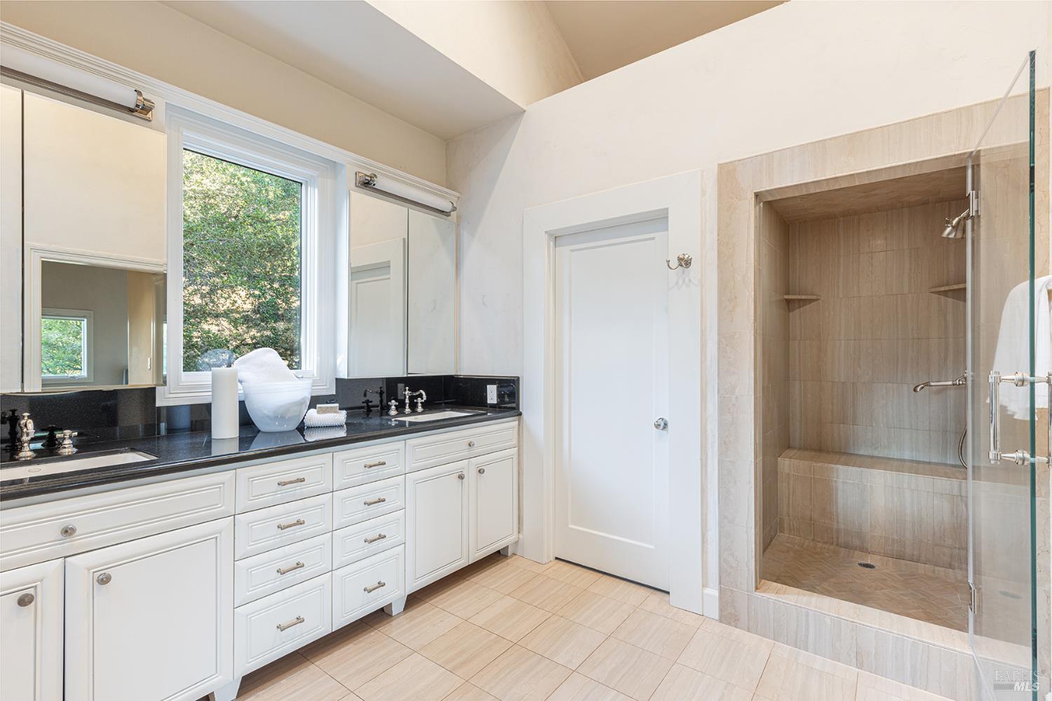 Detail Gallery Image 56 of 72 For 145 Canyon Ct, Napa,  CA 94558 - 5 Beds | 4/1 Baths