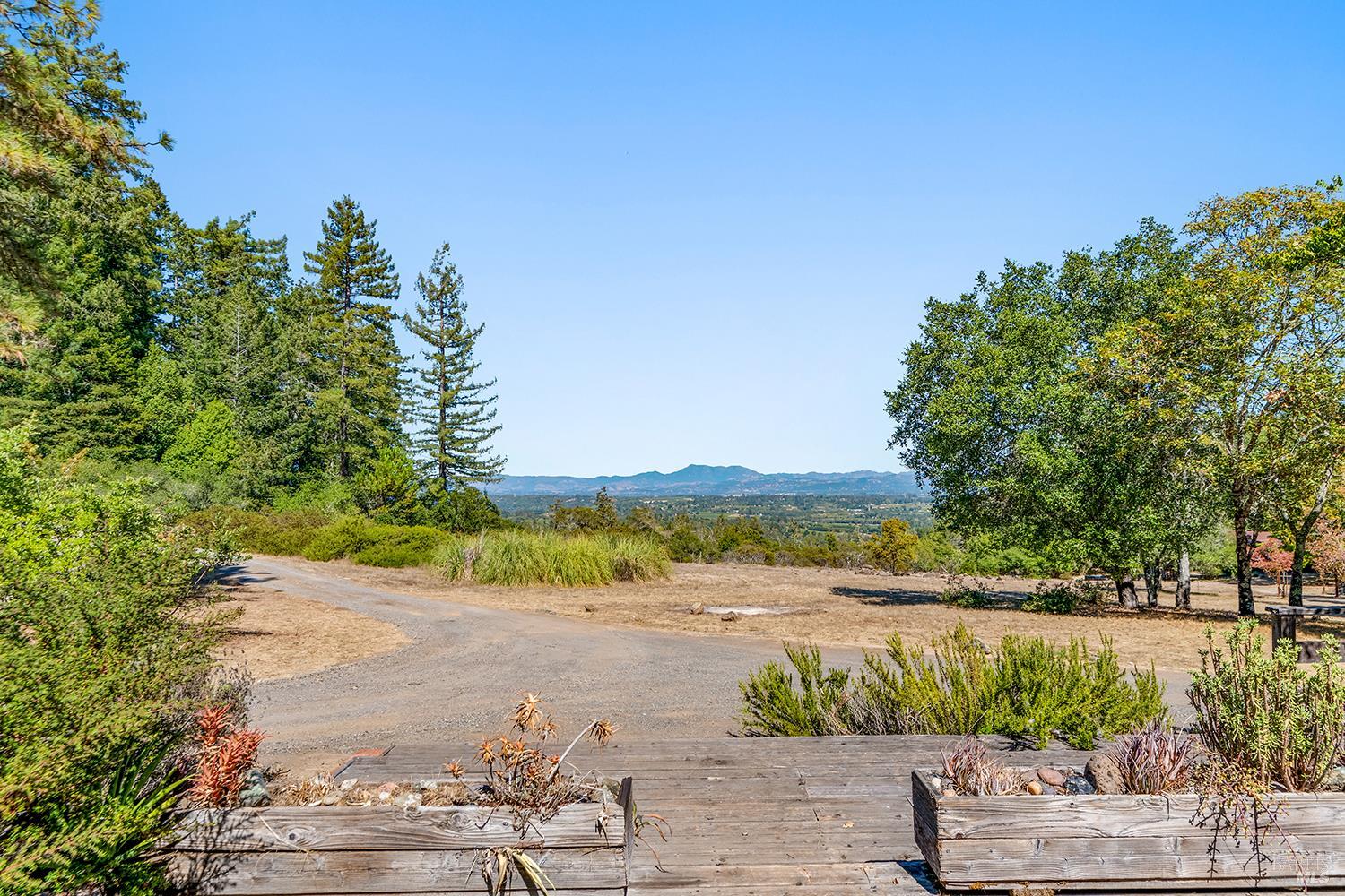 Detail Gallery Image 11 of 79 For 12936 Bones Ln, Sebastopol,  CA 95472 - 3 Beds | 2 Baths
