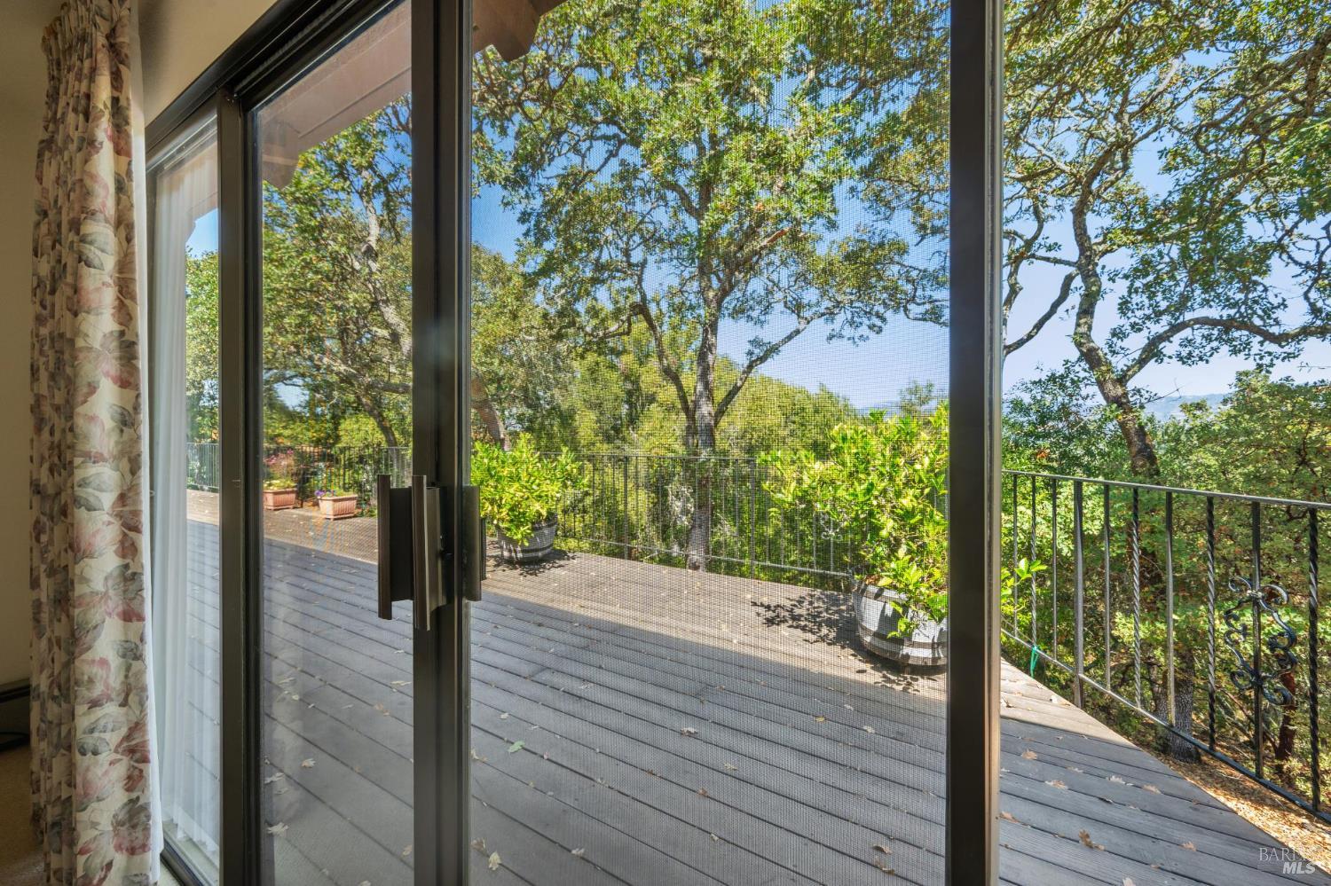 Detail Gallery Image 18 of 33 For 2175 London Ranch Rd, Glen Ellen,  CA 95442 - 2 Beds | 2 Baths