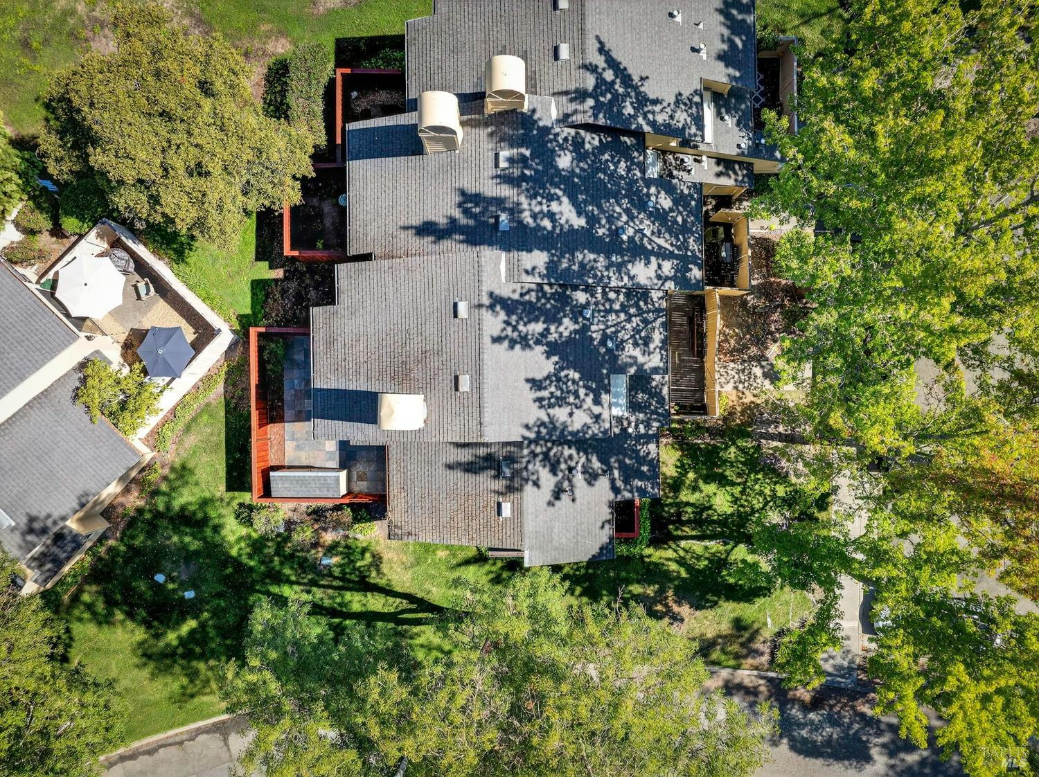 Detail Gallery Image 42 of 42 For 2301 Woodlake Dr, Santa Rosa,  CA 95405 - 2 Beds | 2 Baths