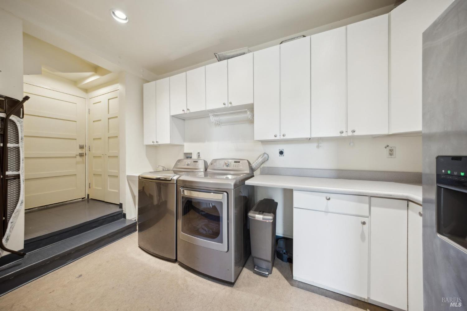 Detail Gallery Image 31 of 43 For 325 via La Cumbre Unkn, Greenbrae,  CA 94904 - 3 Beds | 3/1 Baths