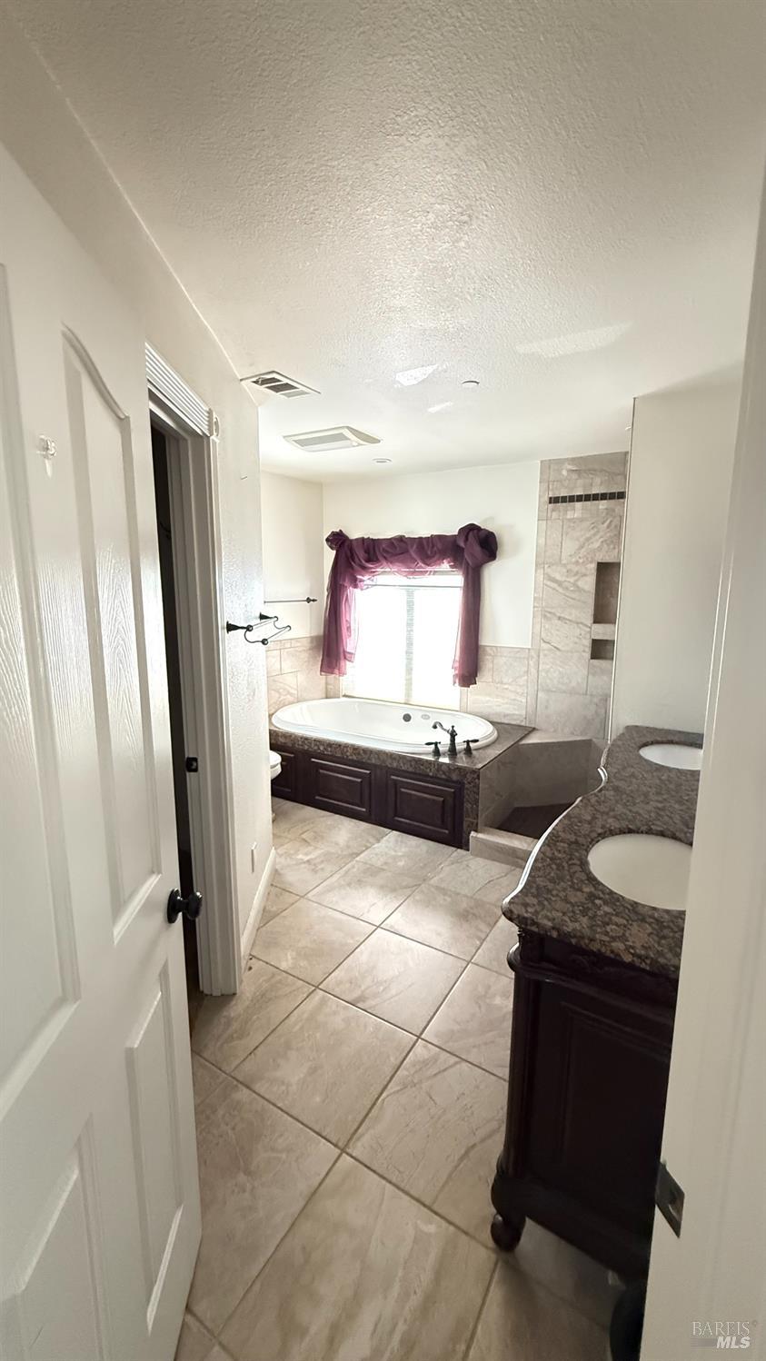 Detail Gallery Image 42 of 54 For 920 Crestmont Dr, Angwin,  CA 94508 - 5 Beds | 4 Baths